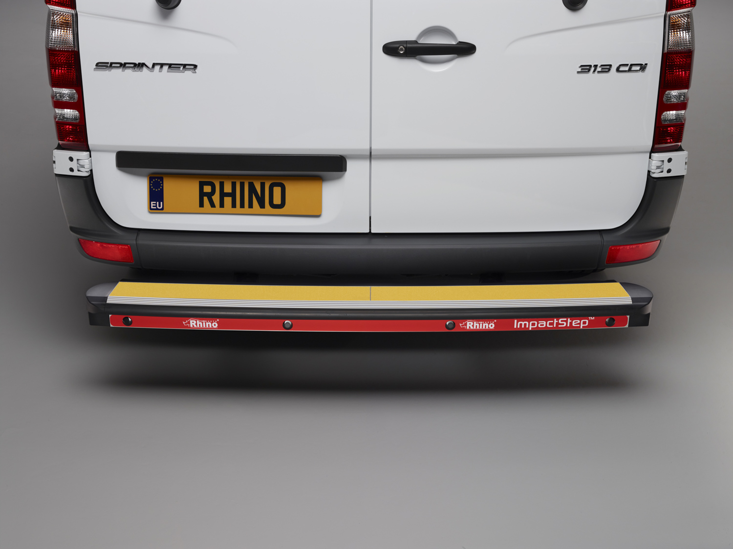 Mercedes Sprinter R3Q - ImpactStep (1)