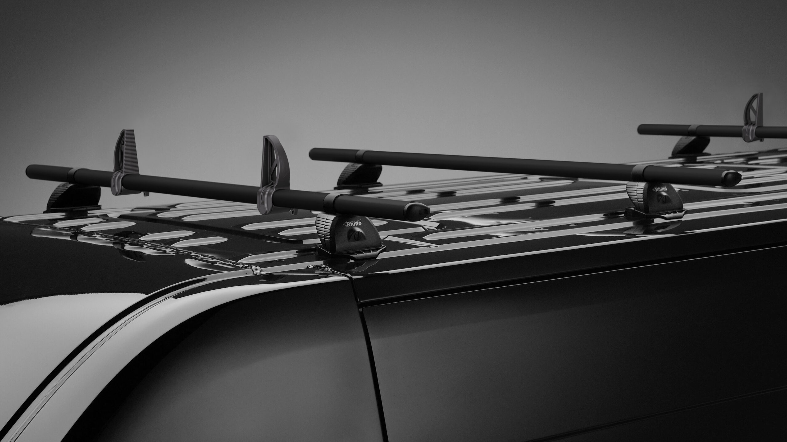 KammBar-black-Renault-Master